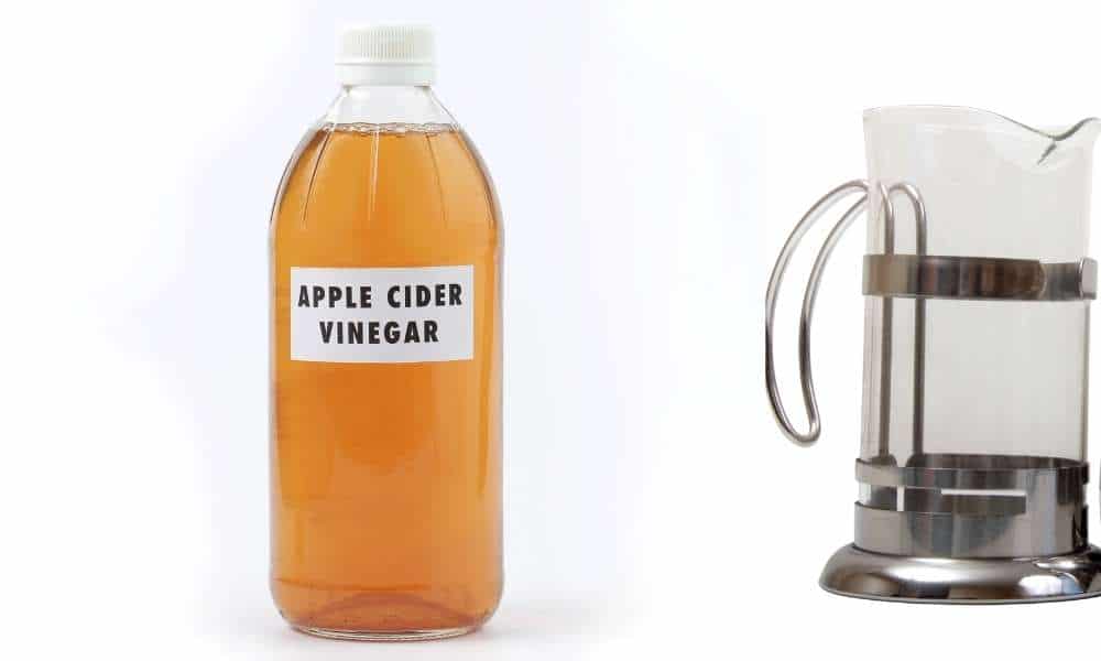 How to clean a glass of coffee with vinegar
