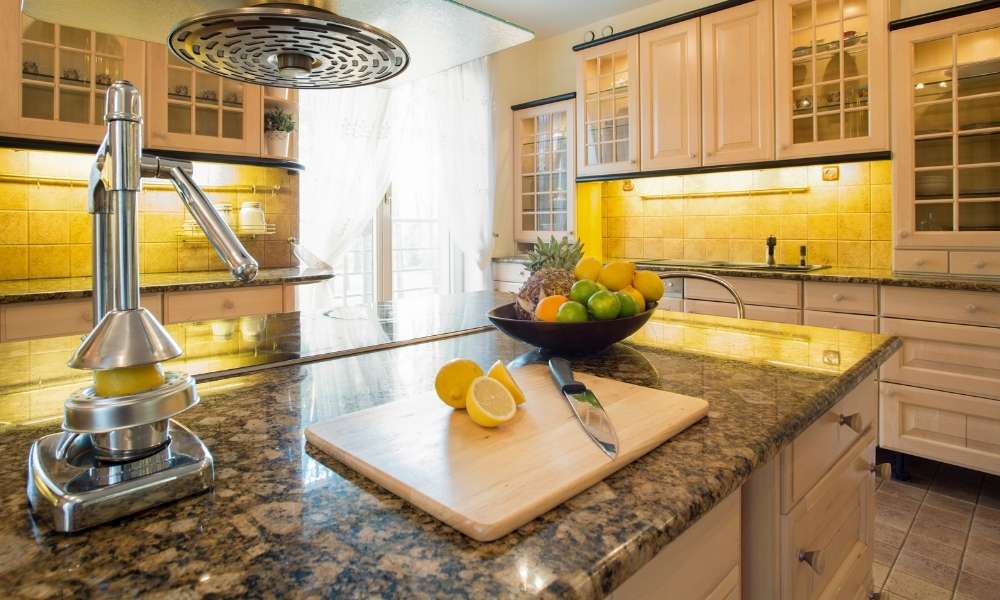 Use Light-colored Countertops