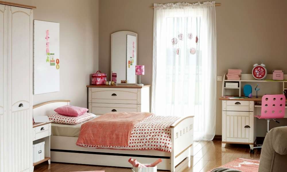 Cottage Bedroom Furniture