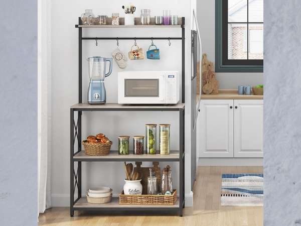 How to Decorate a Bakers Rack in Dining Room: 10 Best Steps