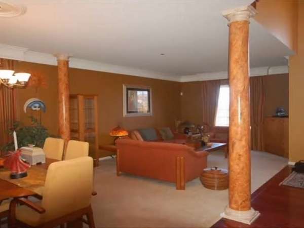 Round Tiles in Living Room