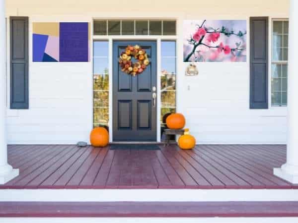 Use Wallpaper in decorate door
