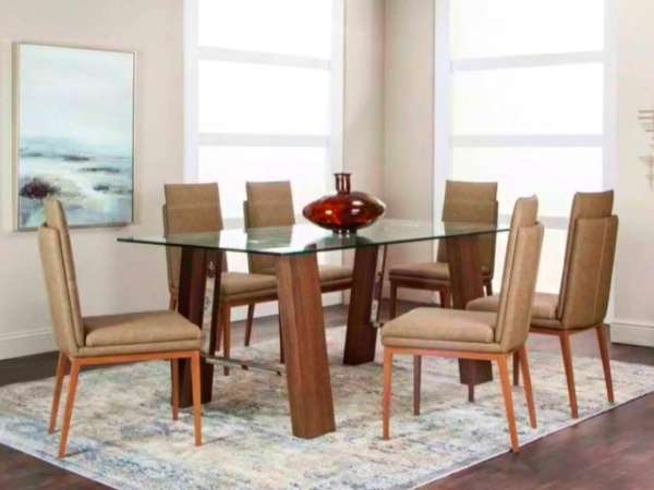 Wallpaper Adds in Glass Top Dining Room