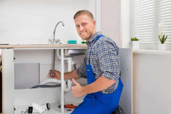 Average Cost of Kitchen Faucet Installation by a Plumber