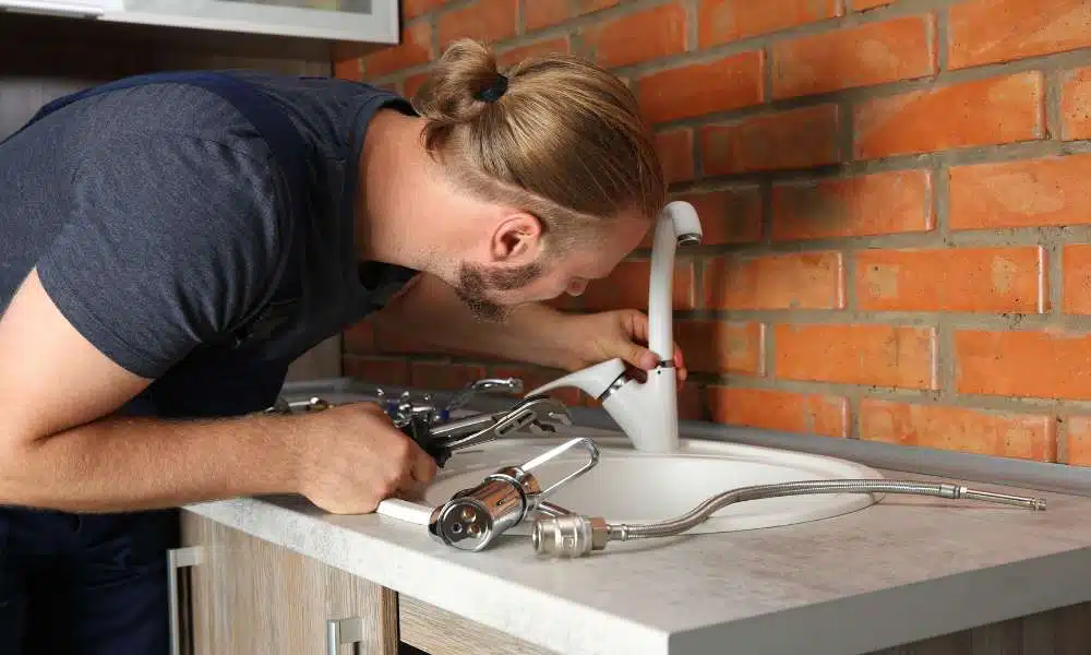 how to replace a single handle kitchen faucet